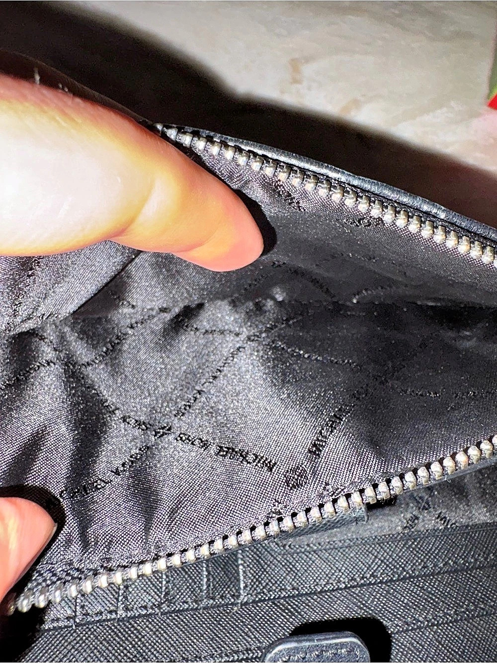 Michael Kors Large Quilted Leather Wristlet Black - Picture 13 of 13